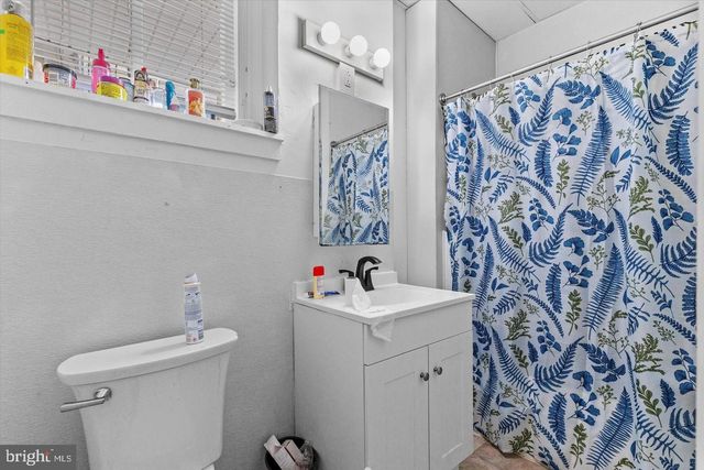 597 W PHILADELPHIA ST, York, PA 17403