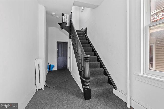 597 W PHILADELPHIA ST, York, PA 17403