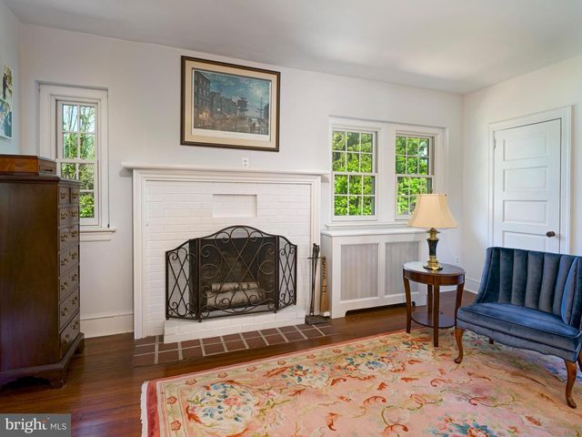 610 S WATERLOO RD, Devon, PA 19333