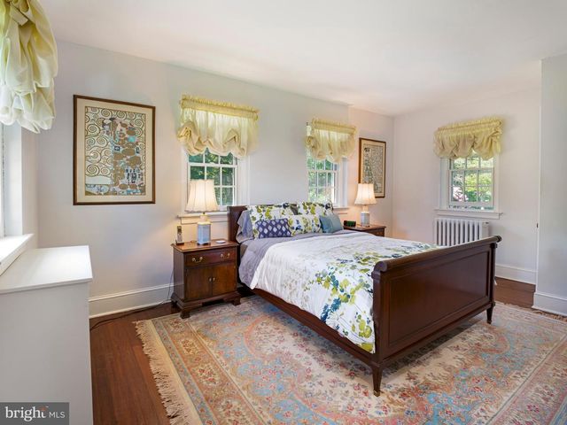 610 S WATERLOO RD, Devon, PA 19333