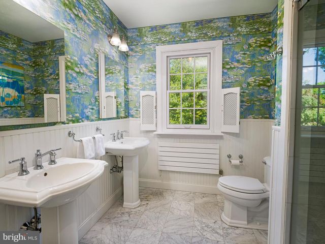 610 S WATERLOO RD, Devon, PA 19333