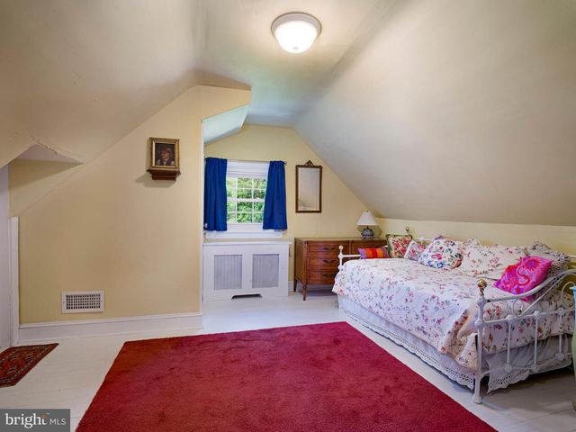 610 S WATERLOO RD, Devon, PA 19333