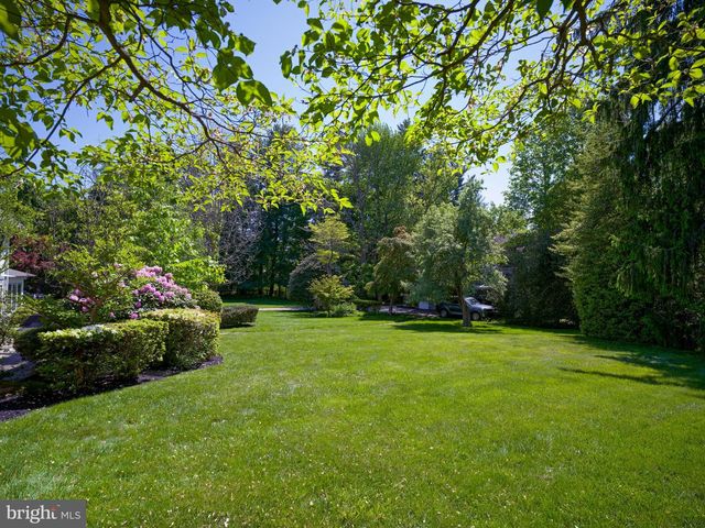 610 S WATERLOO RD, Devon, PA 19333