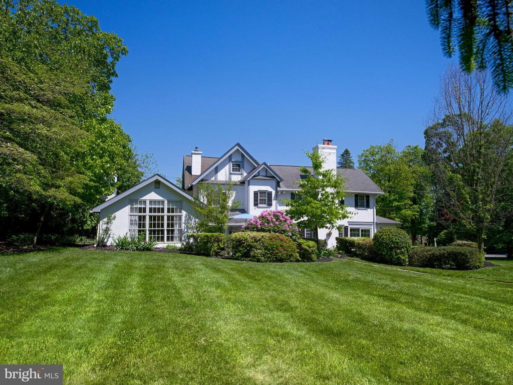 610 S WATERLOO RD, Devon, PA 19333