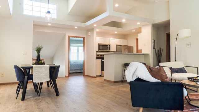 6 CALAMITY LN, Deadwood, SD 57732