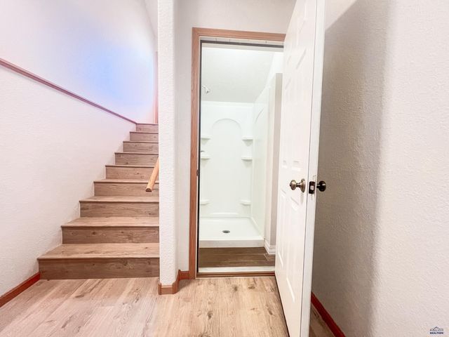 6 CALAMITY LN, Deadwood, SD 57732