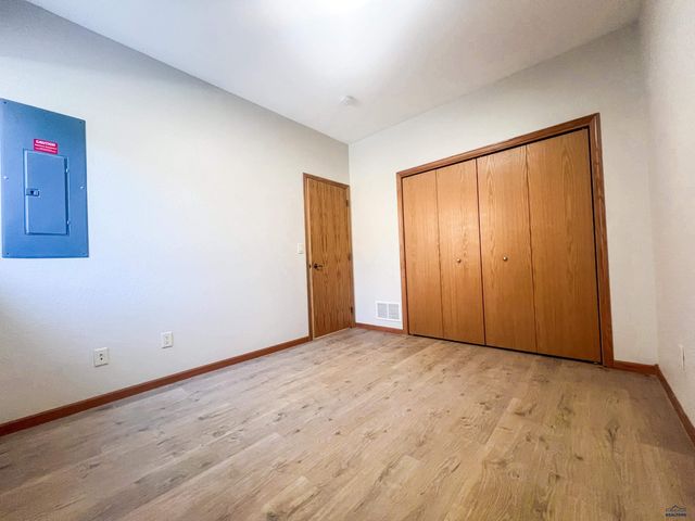 6 CALAMITY LN, Deadwood, SD 57732