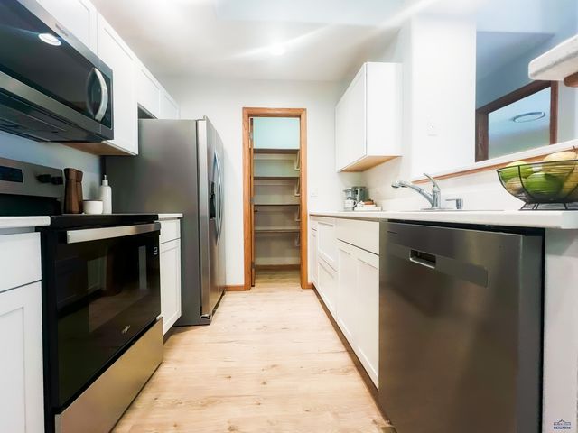 6 CALAMITY LN, Deadwood, SD 57732