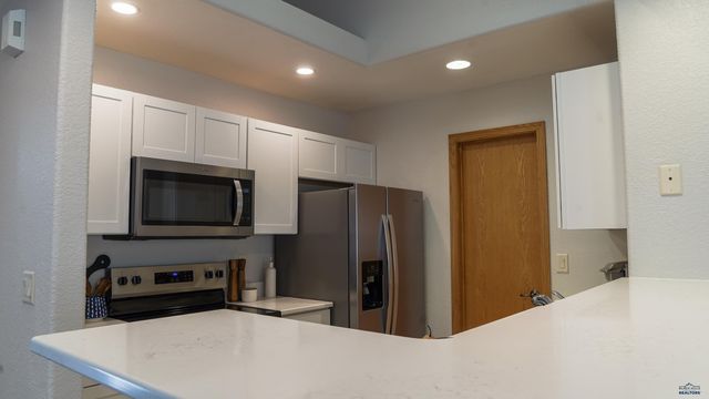 6 CALAMITY LN, Deadwood, SD 57732