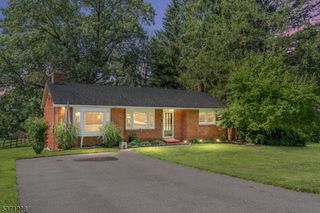 10 Carlson Ln, Byram Twp., NJ 07871