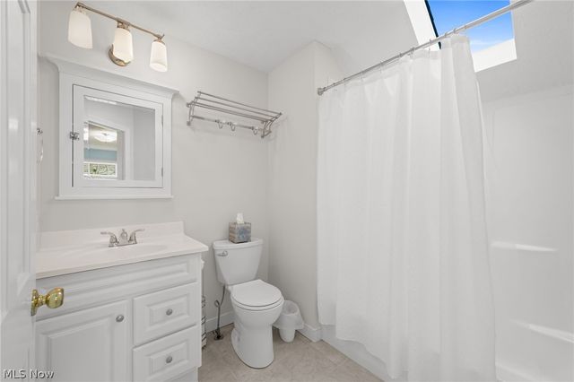 7464 Wetherburn Way, Hudson, OH 44236