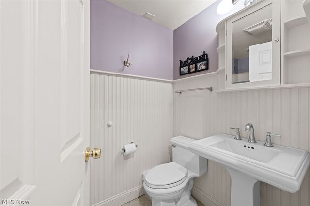 7464 Wetherburn Way, Hudson, OH 44236
