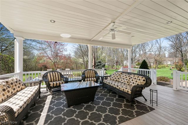 7464 Wetherburn Way, Hudson, OH 44236