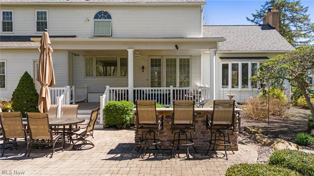 7464 Wetherburn Way, Hudson, OH 44236