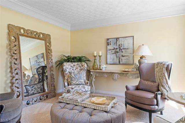 7464 Wetherburn Way, Hudson, OH 44236