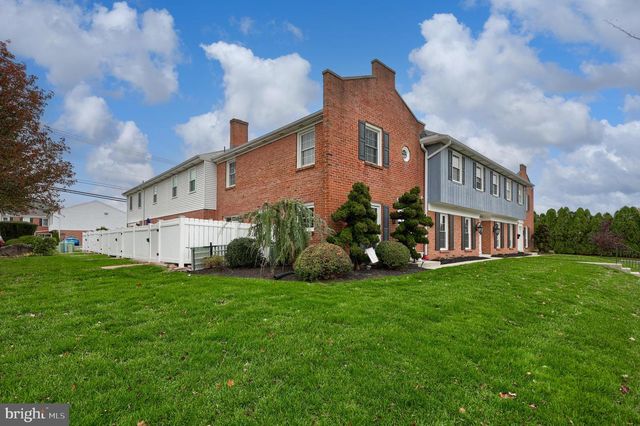 425 W CARACAS AVE, Hershey, PA 17033