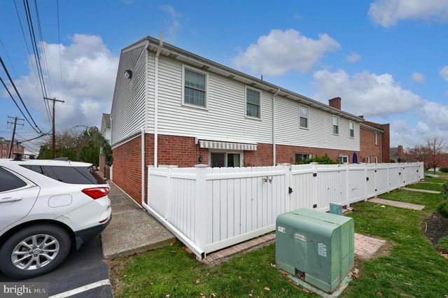 425 W CARACAS AVE, Hershey, PA 17033