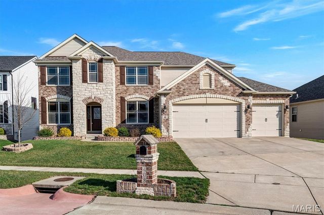 408 Mossy Brook Drive, O'fallon, MO 63366