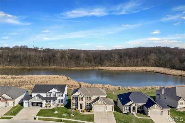 408 Mossy Brook Drive, O'fallon, MO 63366