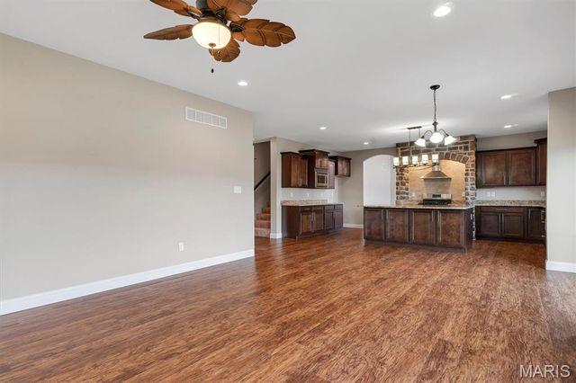 408 Mossy Brook Drive, O'fallon, MO 63366