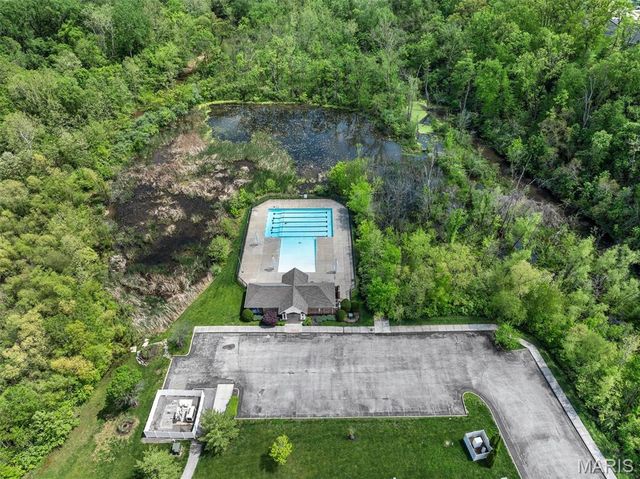 408 Mossy Brook Drive, O'fallon, MO 63366