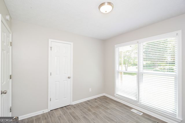 333 Oak Landing Circle, Douglasville, GA 30134