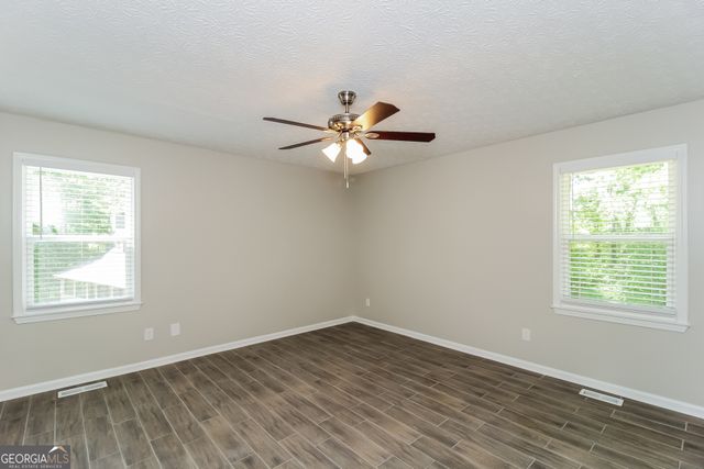 333 Oak Landing Circle, Douglasville, GA 30134