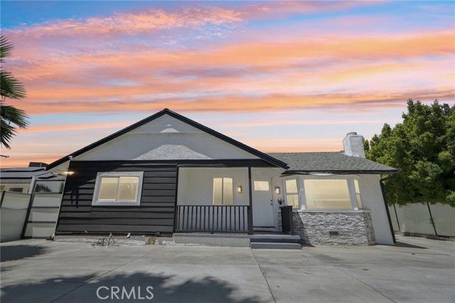 17043 Celtic Street, Granada Hills (los Angeles), CA 91344