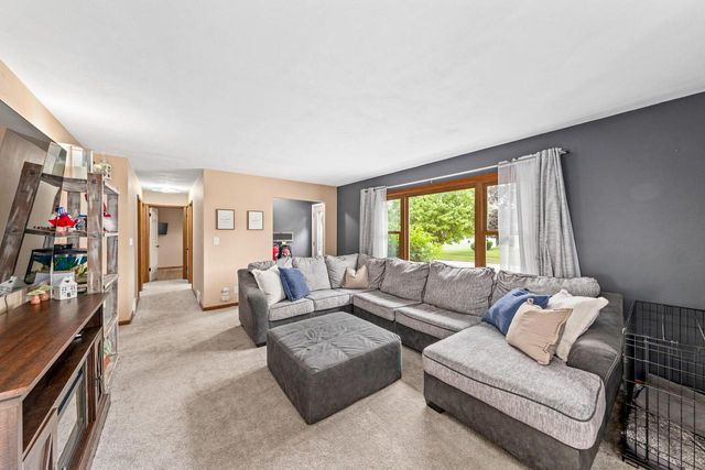 332 S Kendrick AVENUE, Burlington, WI 53105