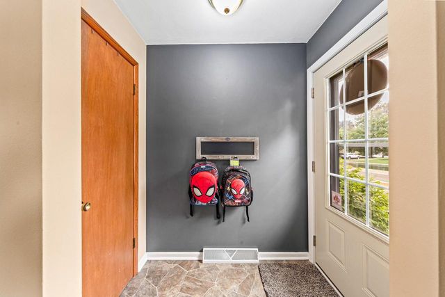 332 S Kendrick AVENUE, Burlington, WI 53105