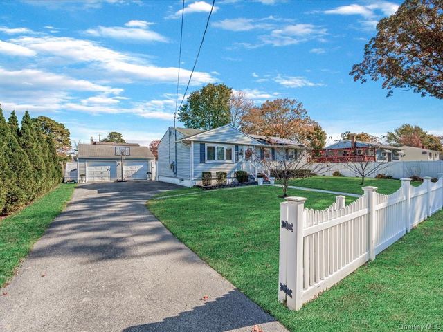 121 S 30th Street, Wyandanch, NY 11798