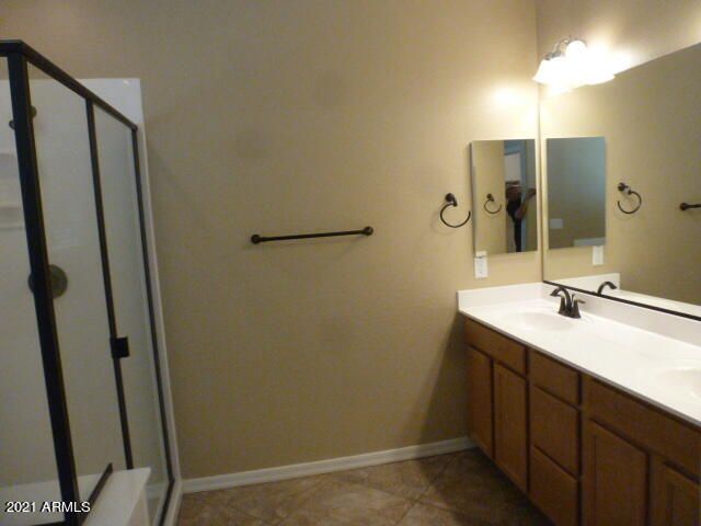 2057 W KENTON Way, San Tan Valley, AZ 85144