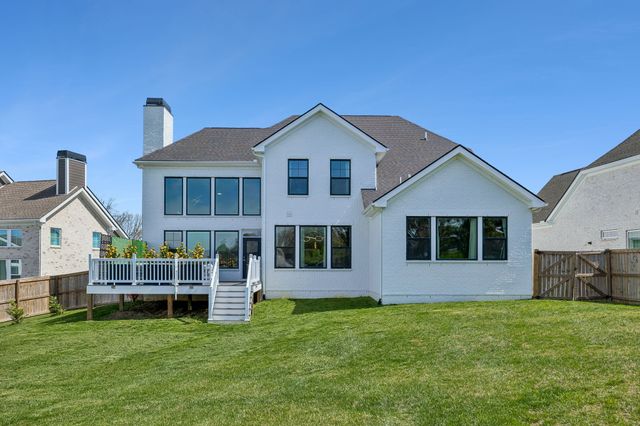 1071 Oakhall Dr, Mount Juliet, TN 37122