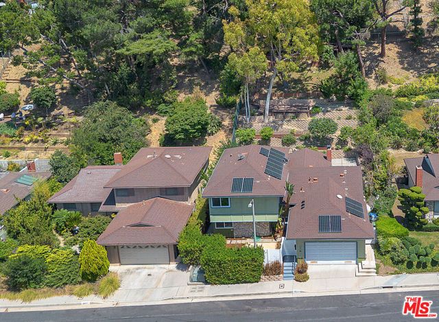 4076 Tropico Way, Los Angeles, CA 90065