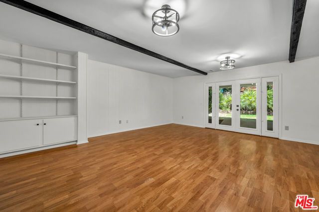 4076 Tropico Way, Los Angeles, CA 90065
