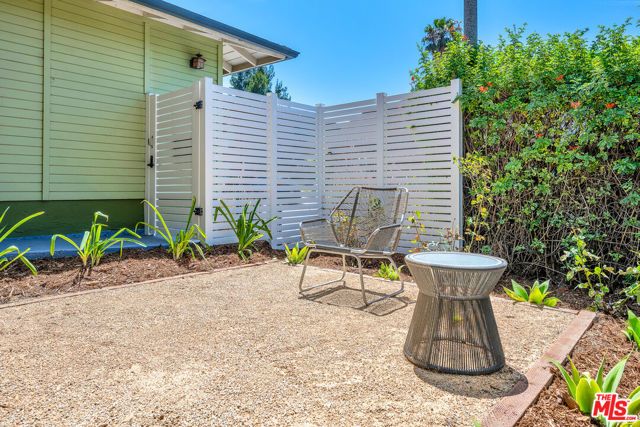 4076 Tropico Way, Los Angeles, CA 90065