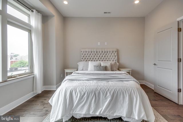 1316 N 18TH ST, Philadelphia, PA 19121