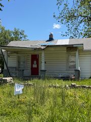 1634 N Rogers Avenue, Springfield, MO 65803