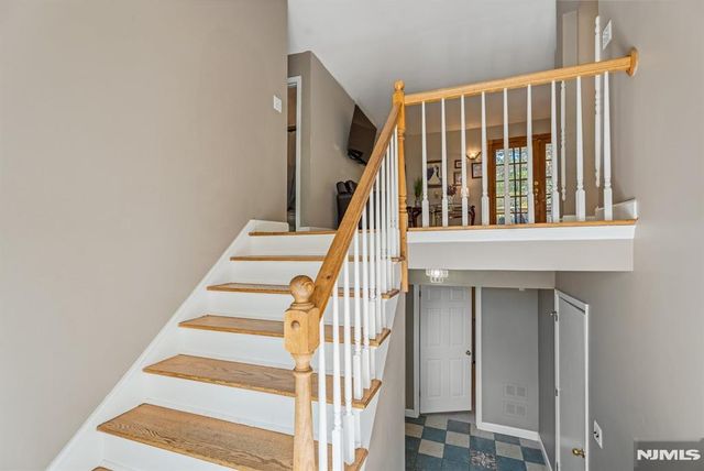 26 Meslar Road, Morris Township, NJ 07950