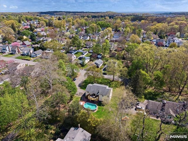 26 Meslar Road, Morris Township, NJ 07950