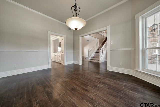1881 Valley View Lane, Tyler, TX 75703