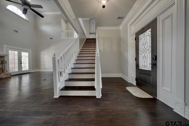 1881 Valley View Lane, Tyler, TX 75703