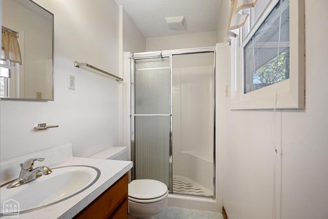 11 Awi Trail, Cherokee Village, AR 72529