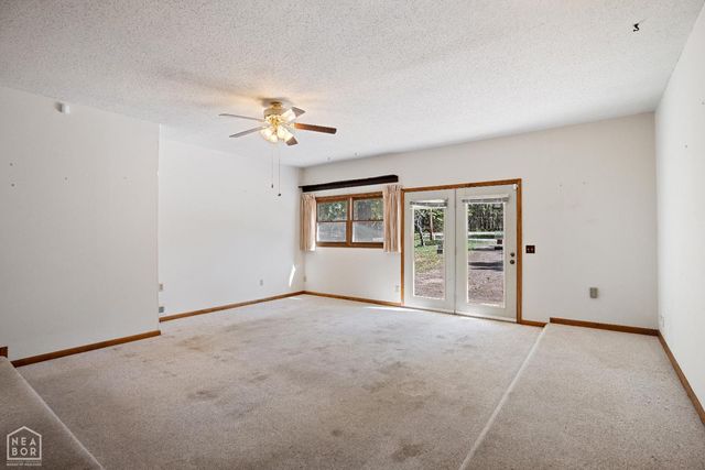 11 Awi Trail, Cherokee Village, AR 72529