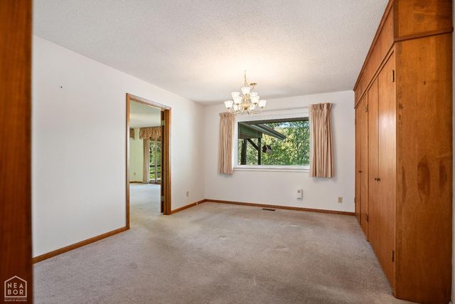 11 Awi Trail, Cherokee Village, AR 72529