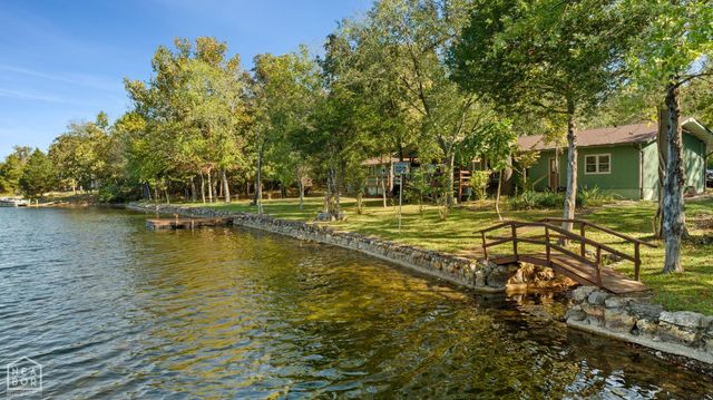 11 Awi Trail, Cherokee Village, AR 72529