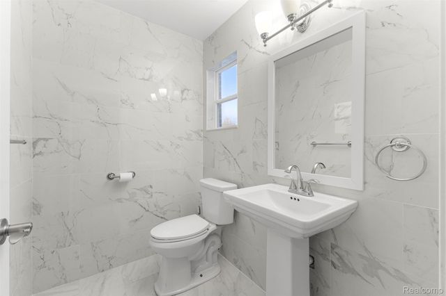 28202 Fortson Lane, Inkster, MI 48141