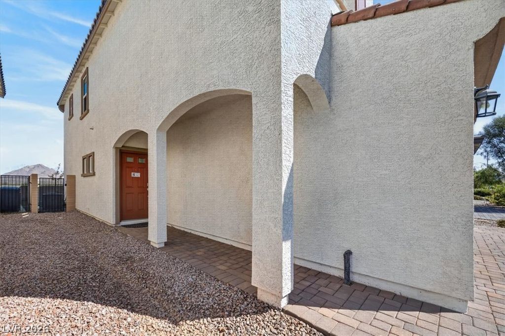 392 Larksong Avenue, Henderson, NV 89011 — photo 4