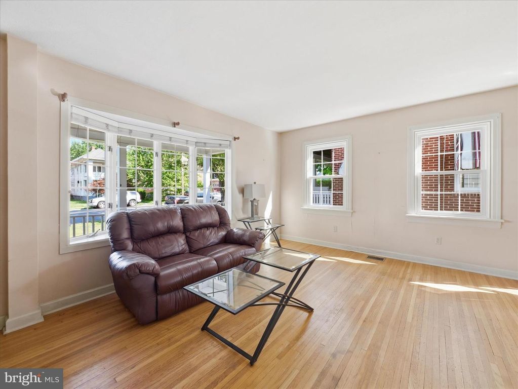 Image 20 of property listing at 1148 HAMILTON BLVD, Hagerstown, MD 21742