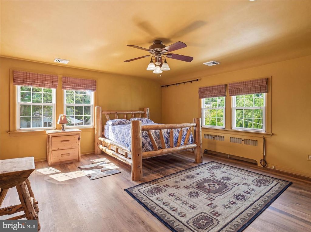 Image 31 of property listing at 1148 HAMILTON BLVD, Hagerstown, MD 21742